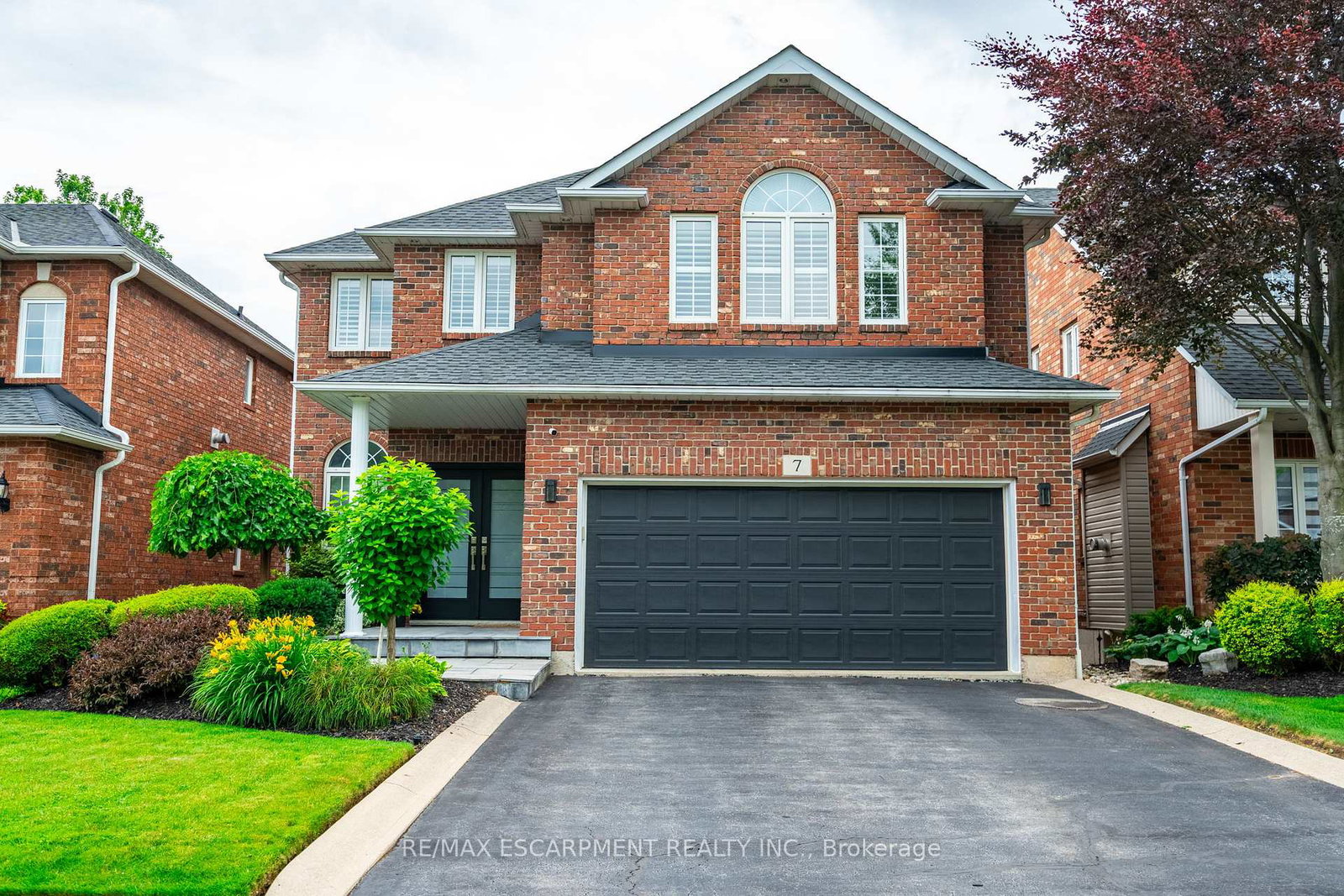 7-volterra-court-hamilton-ontario-x12812730