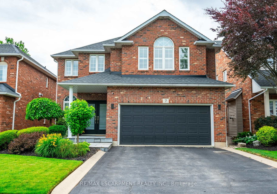 7-volterra-court-hamilton-ontario-x12812730