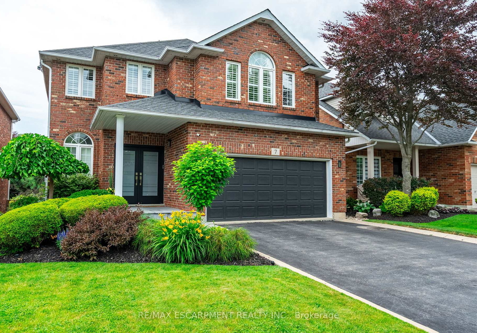 7-volterra-court-hamilton-ontario-x12812730
