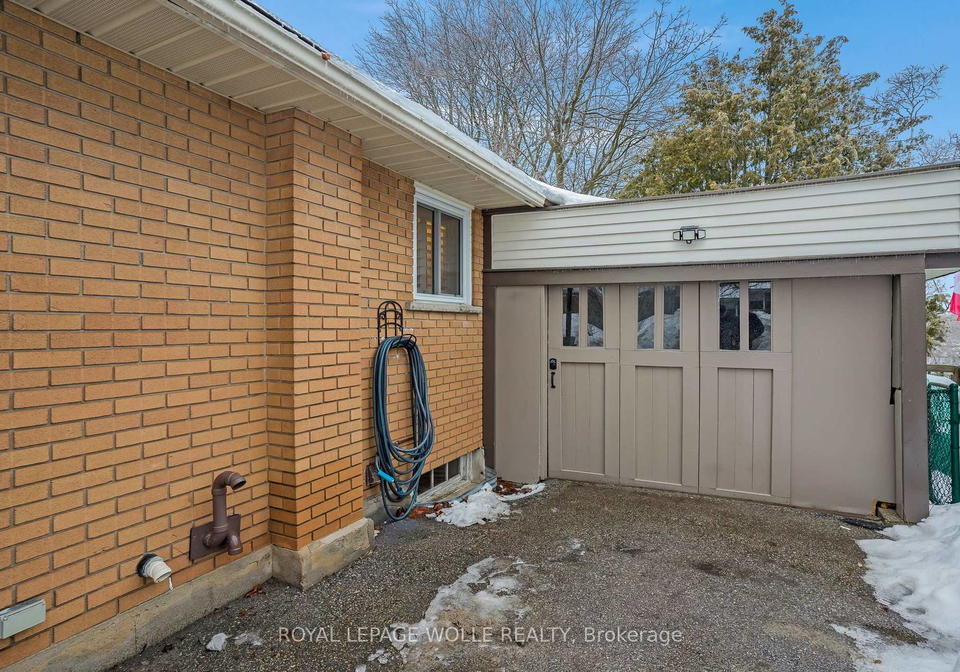 14-hearth-crescent-kitchener-ontario-x12812736