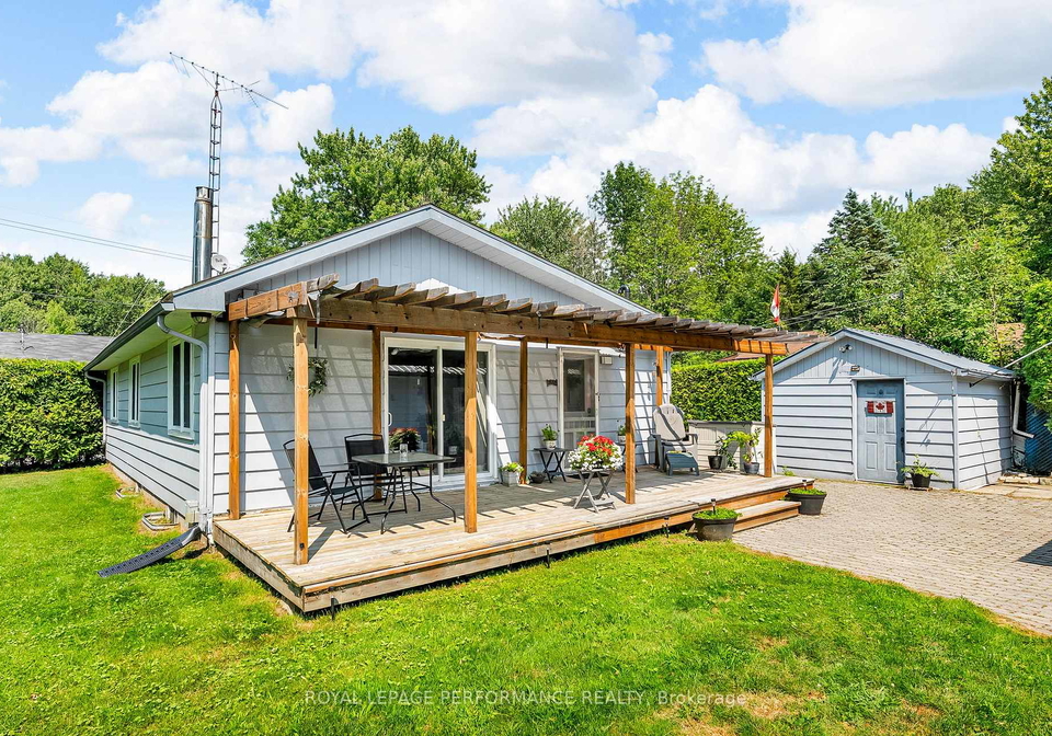 21052-birch-avenue-south-glengarry-ontario-x12812882