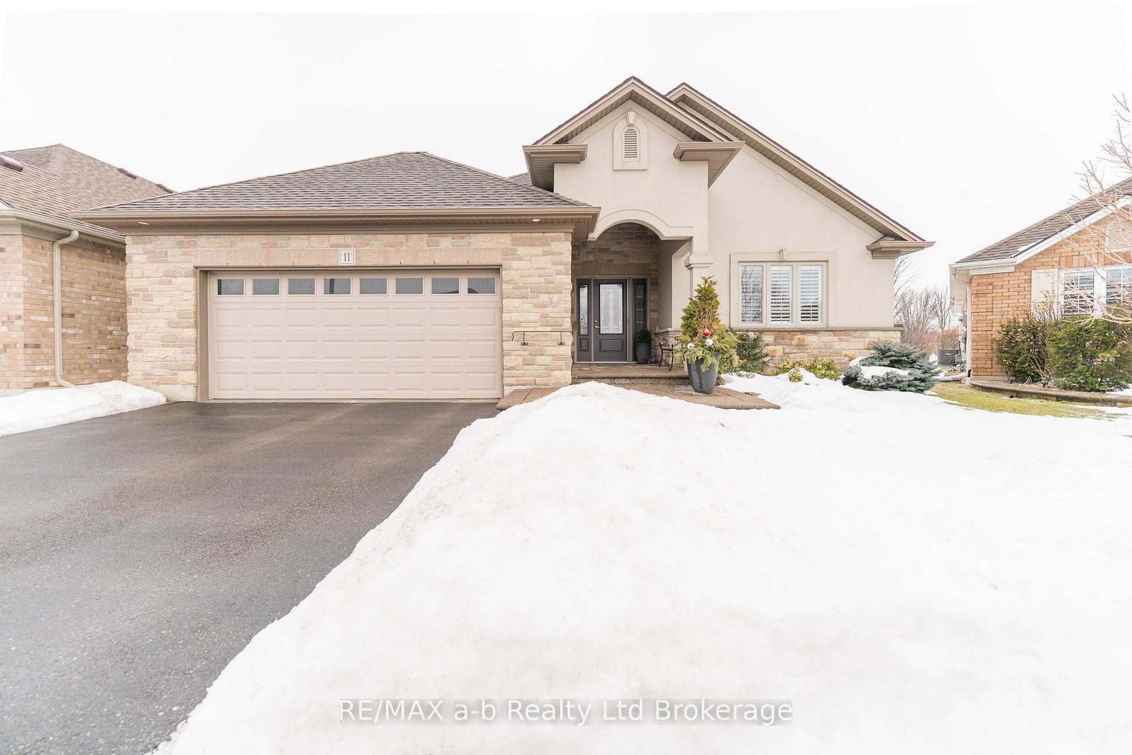11-hollier-drive-tillsonburg-ontario-x12812916