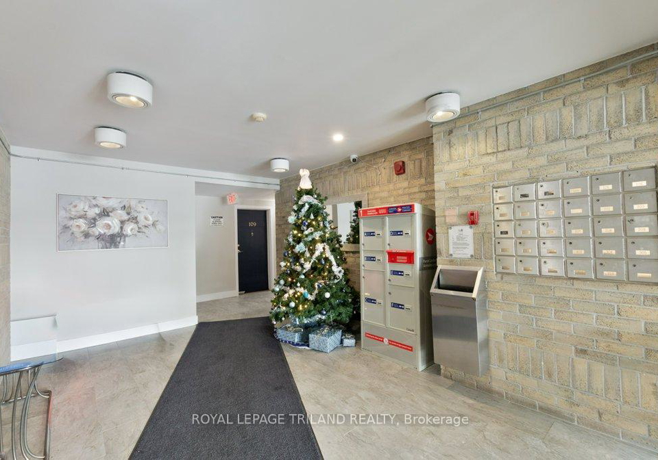 729-deveron-crescent-london-south-ontario-x12813082