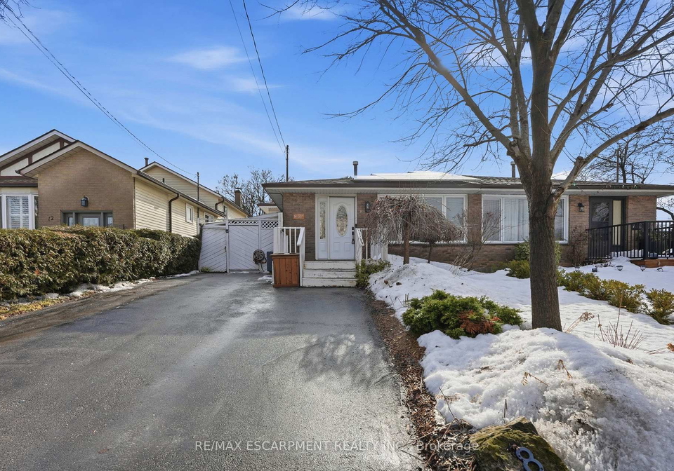 8-elmore-drive-n-hamilton-ontario-x12813100