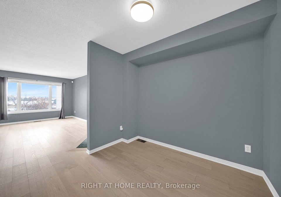175-kincardine-drive-kanata-ontario-x12813364