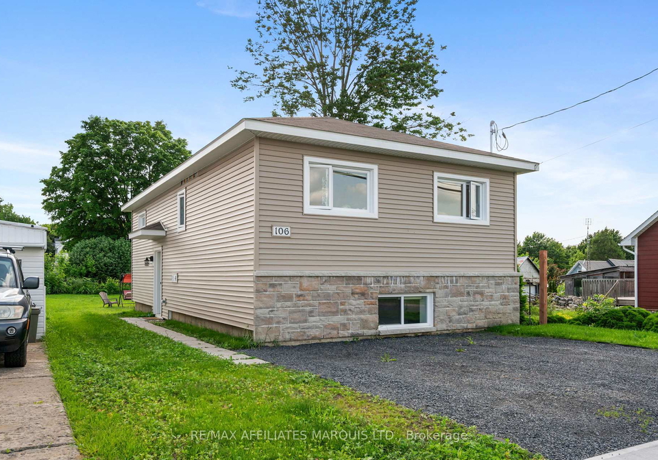 106-bishop-street-s-north-glengarry-ontario-x12813790