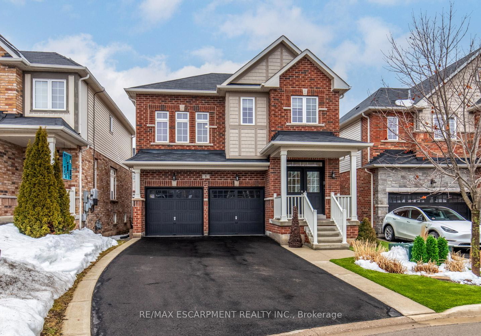 8-bousfield-court-hamilton-ontario-x12813994
