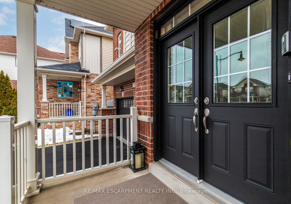 8-bousfield-court-hamilton-ontario-x12813994