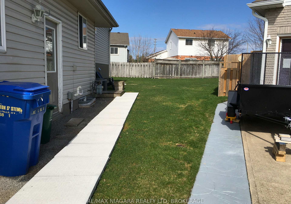 7701-cortina-crescent-niagara-falls-ontario-x12814044