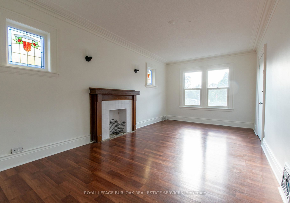 49-province-street-s-hamilton-ontario-x12814538