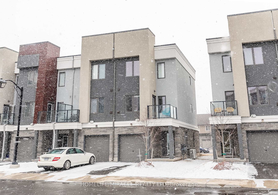 11shoreview-place-hamilton-ontario-x12814818