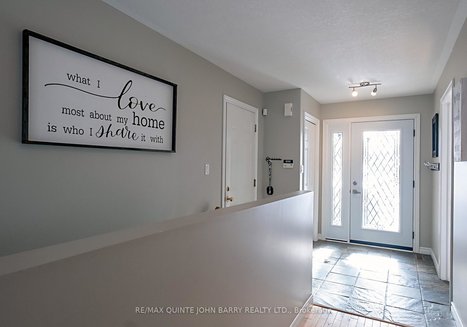 179-nicholas-street-quinte-west-ontario-x12815000