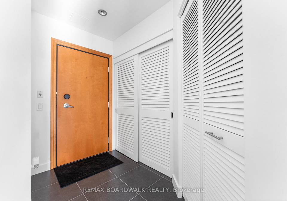 90-george-street-lower-town-sandy-hill-ottawa-ontario-x12815032
