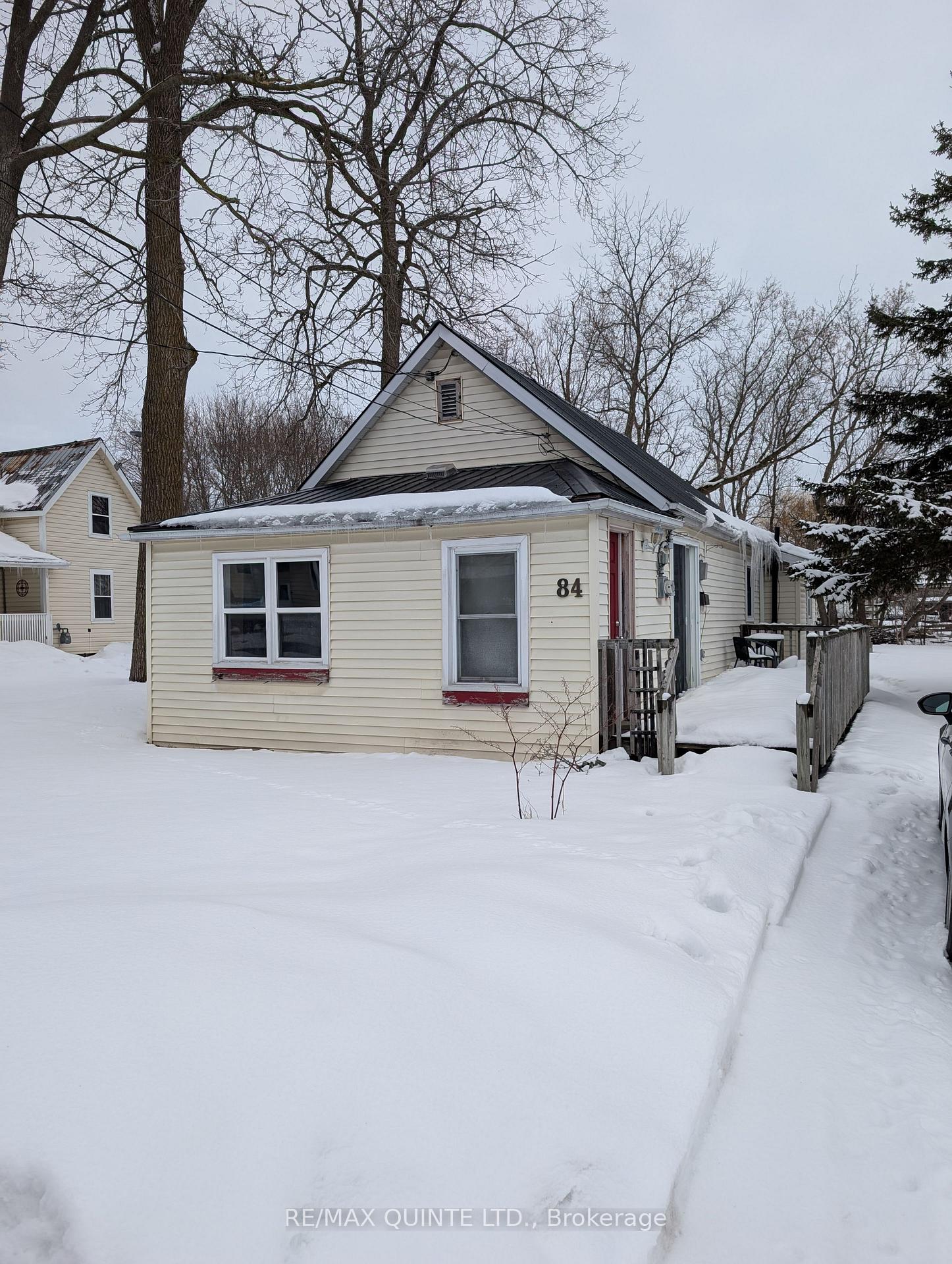 84-college-street-deseronto-ontario-x12815102