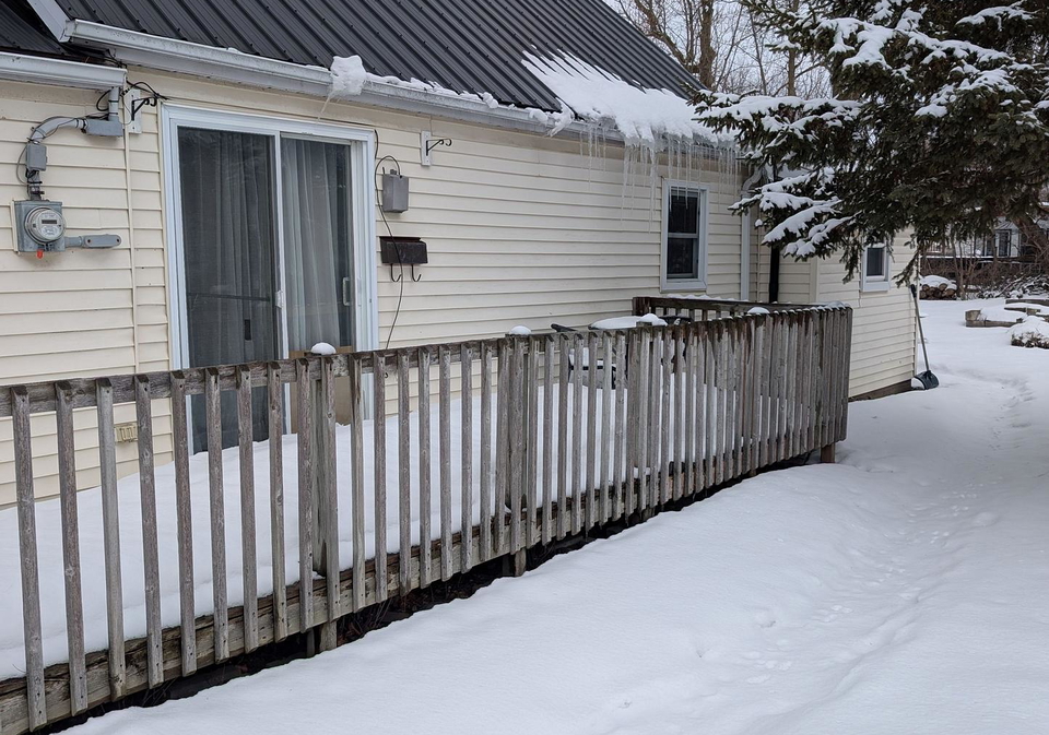 84-college-street-deseronto-ontario-x12815102