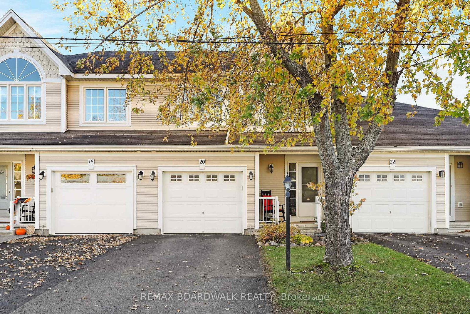 20-alma-street-e-north-grenville-ontario-x12815420