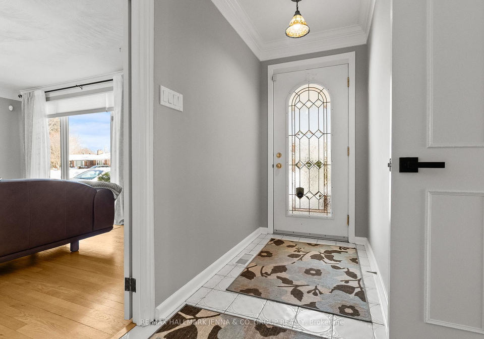 866-claude-street-ottawa-ontario-x12815792