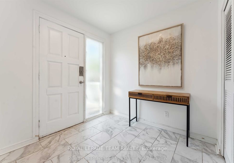 2353-georgina-drive-ottawa-ontario-x12815974