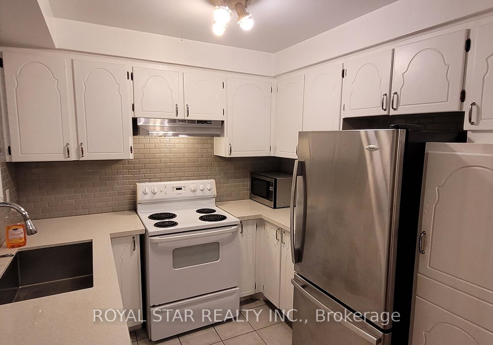 11-harrisford-street-hamilton-ontario-x12816110