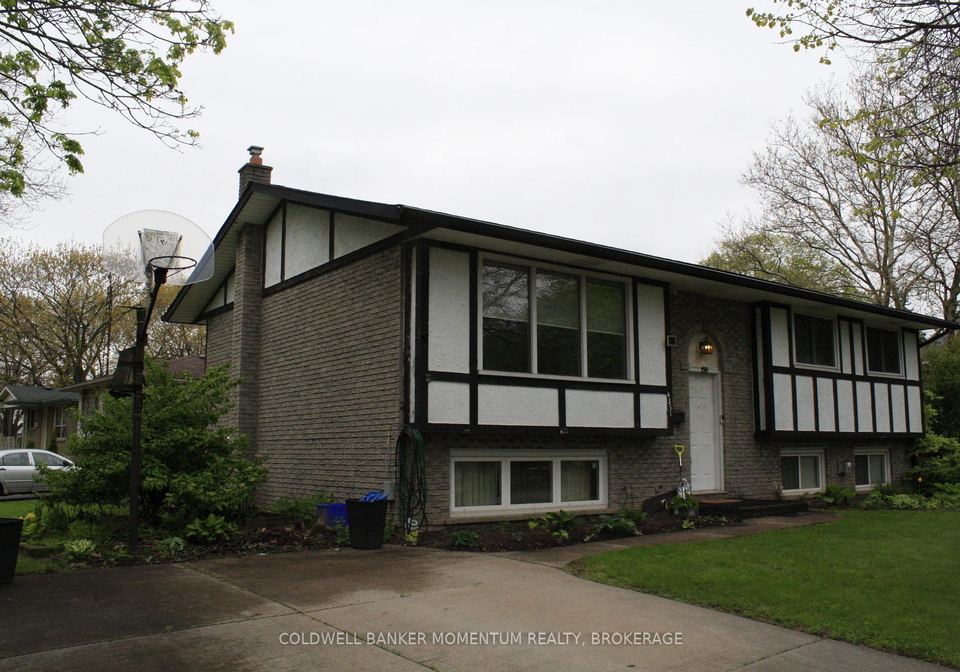 4351-briarwood-avenue-niagara-falls-ontario-x12816338