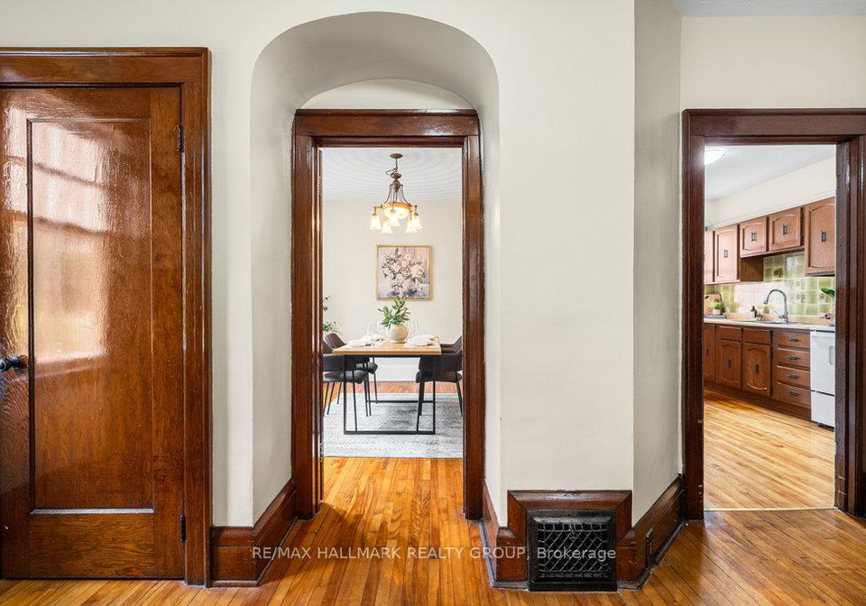386-388-first-avenue-ottawa-ontario-x12816362