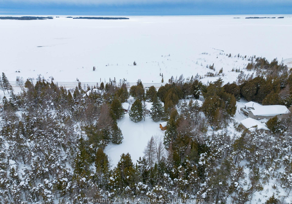 465-shoreline-avenue-south-bruce-peninsula-ontario-x12816496