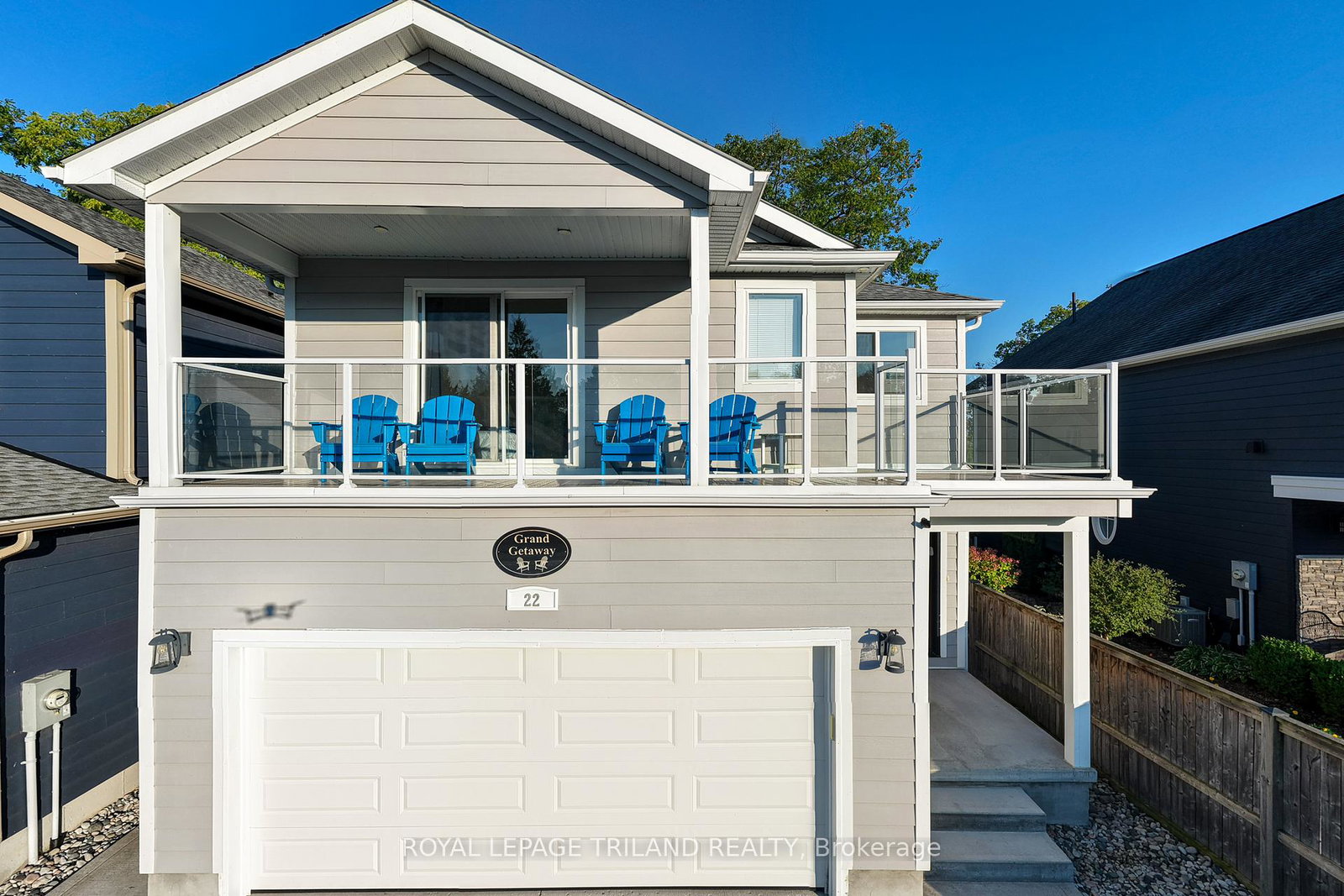 22-wondergrove-court-lambton-shores-ontario-x12816622