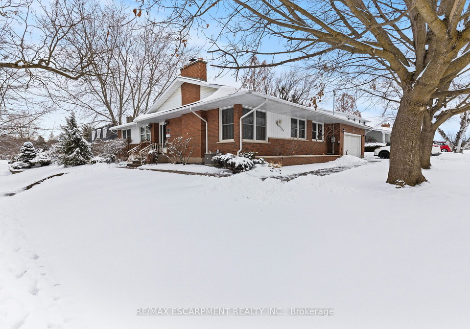 7075-waterloo-drive-niagara-falls-ontario-x12816696