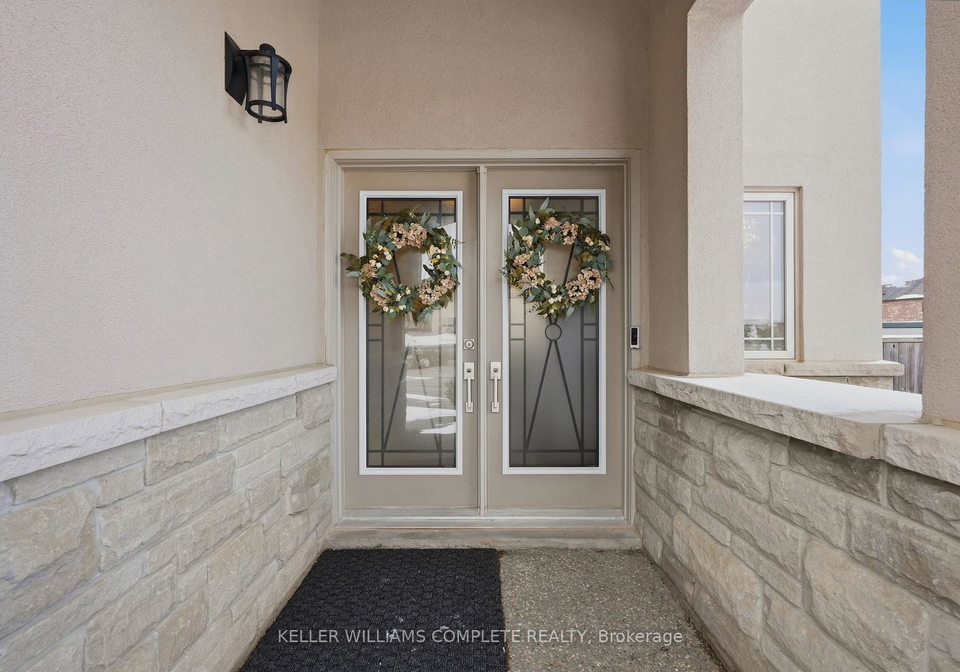 163-garinger-crescent-hamilton-ontario-x12817076