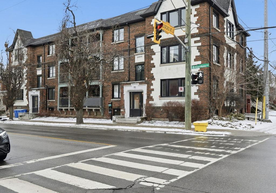 316-aberdeen-avenue-hamilton-ontario-x12817324