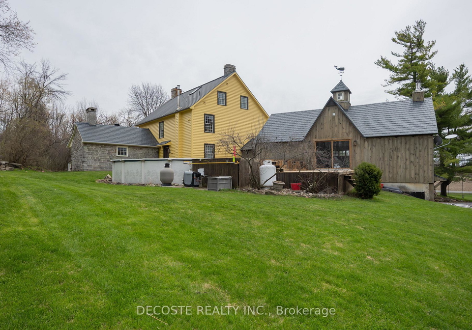 21831-conc-2-road-south-glengarry-ontario-x12818030