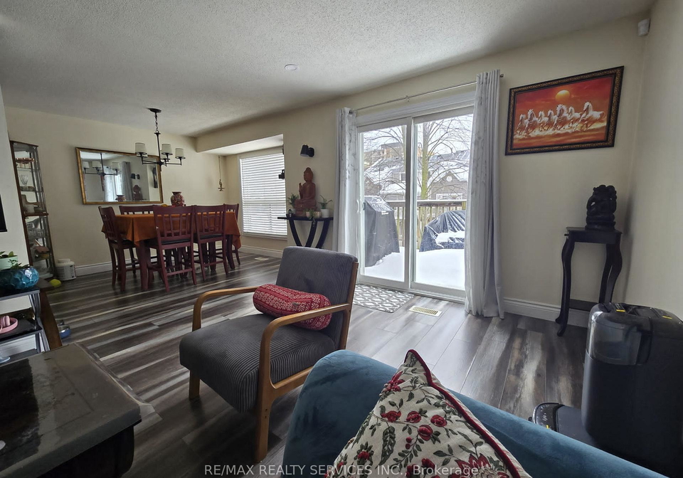 54-green-valley-drive-kitchener-ontario-x12818180