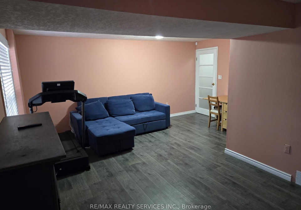 54-green-valley-drive-kitchener-ontario-x12818180