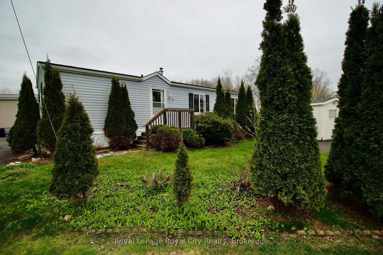 6-olympia-avenue-puslinch-ontario-x12818200
