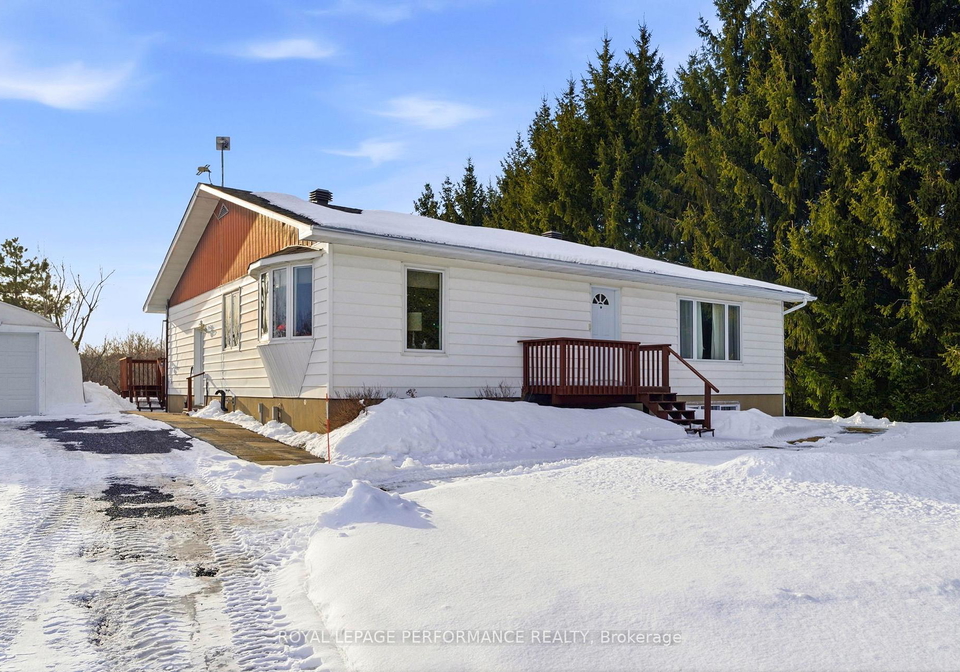 20276-maple-road-south-glengarry-ontario-x12818766