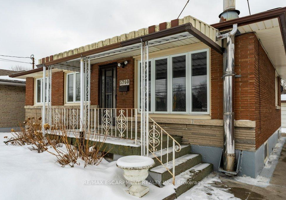 5760-churchs-lane-niagara-falls-ontario-x12819032