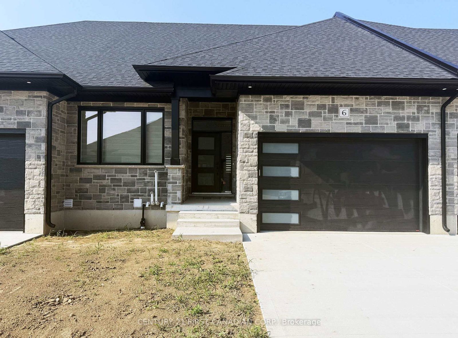 32-postma-street-north-middlesex-ontario-x12819188