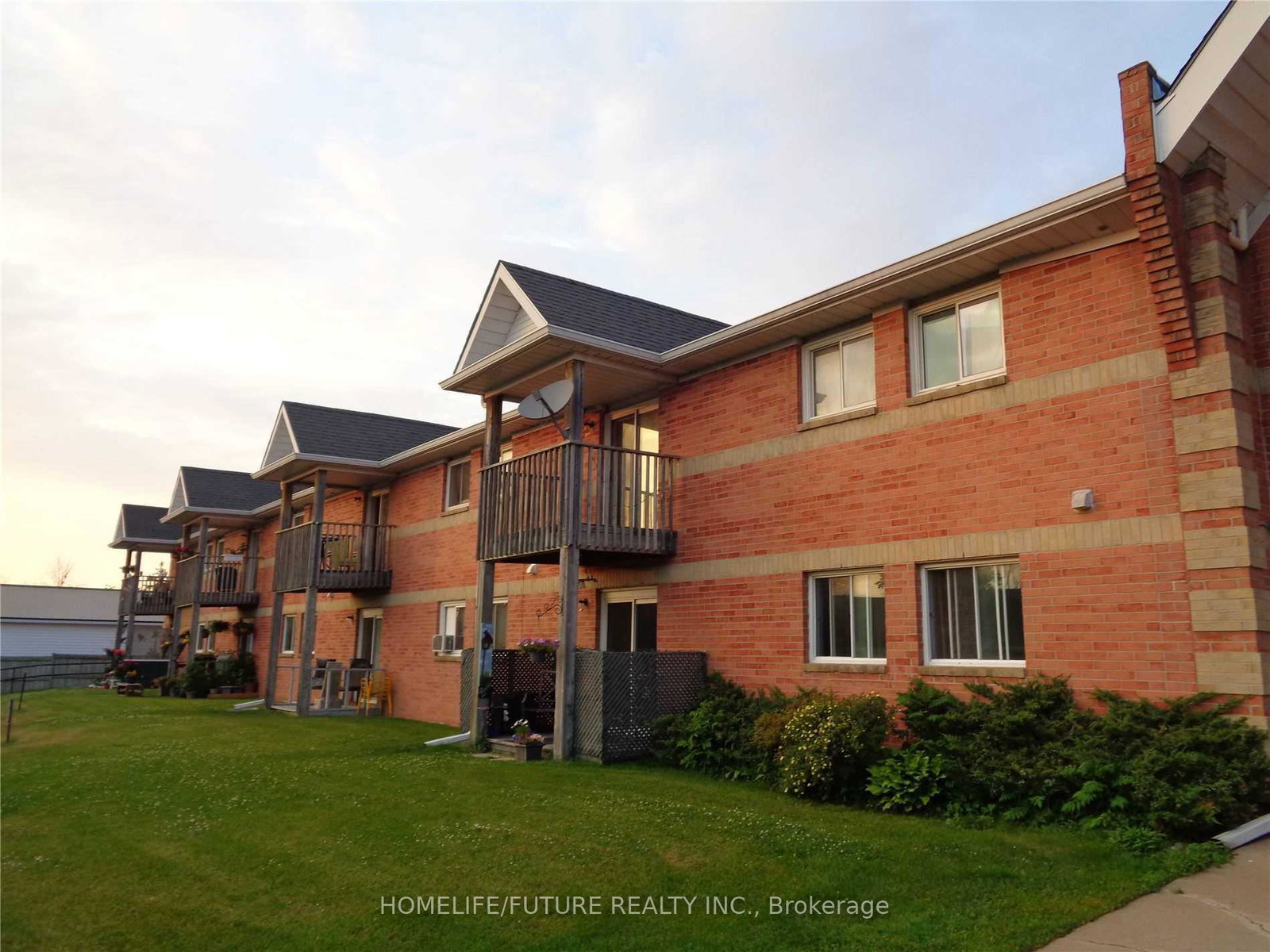 151-industrial-boulevard-greater-napanee-ontario-x12819518