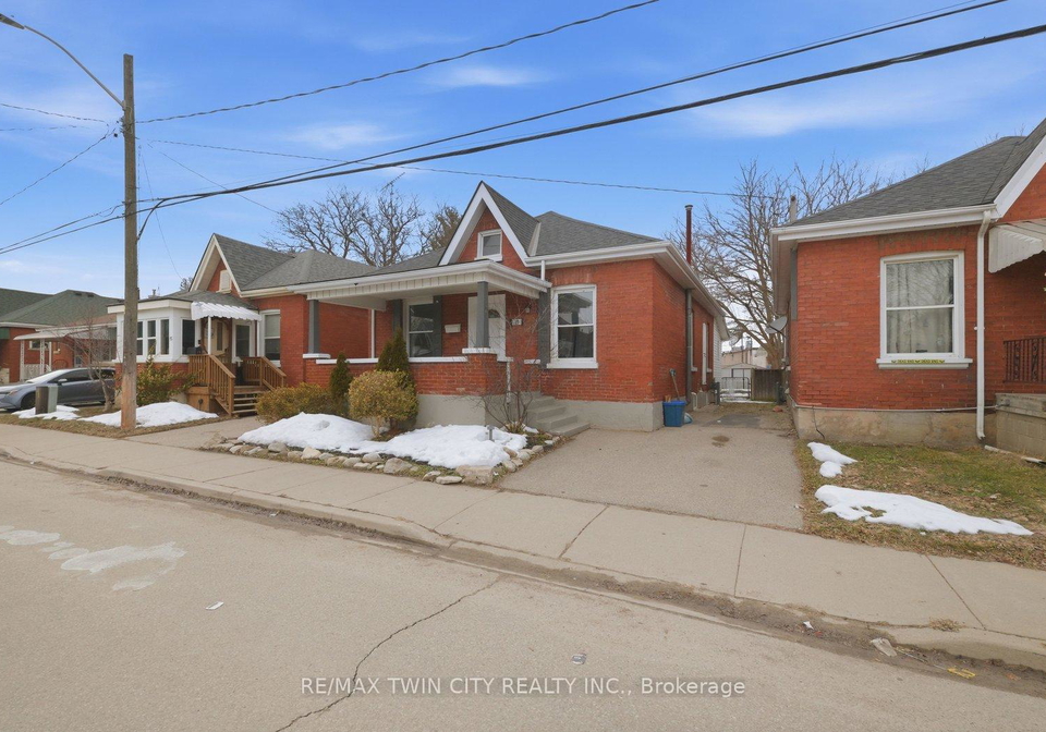 13-salisbury-avenue-brantford-ontario-x12819924
