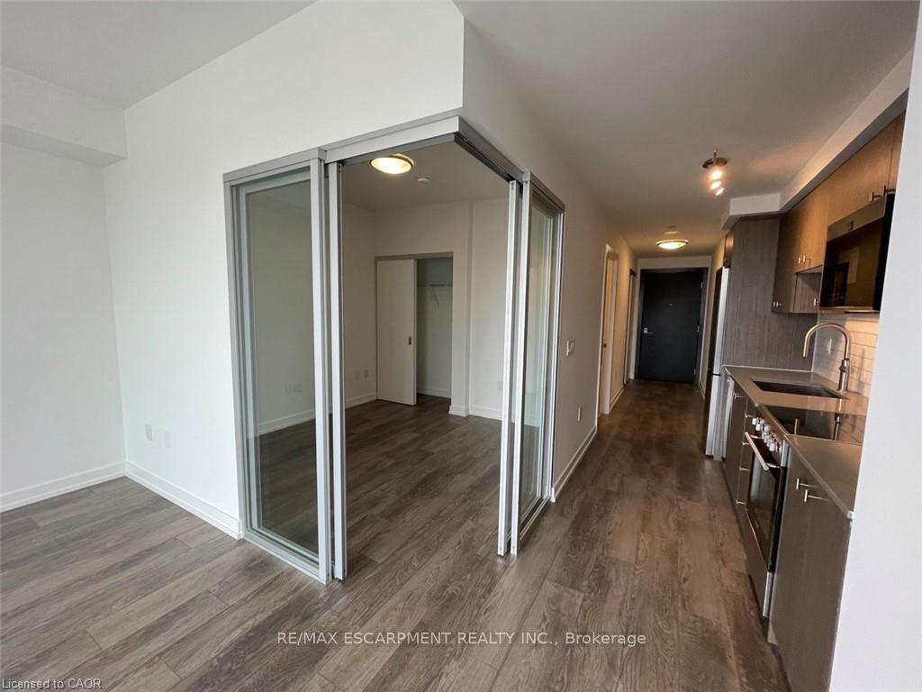 15-wellington-street-kitchener-ontario-x12820246