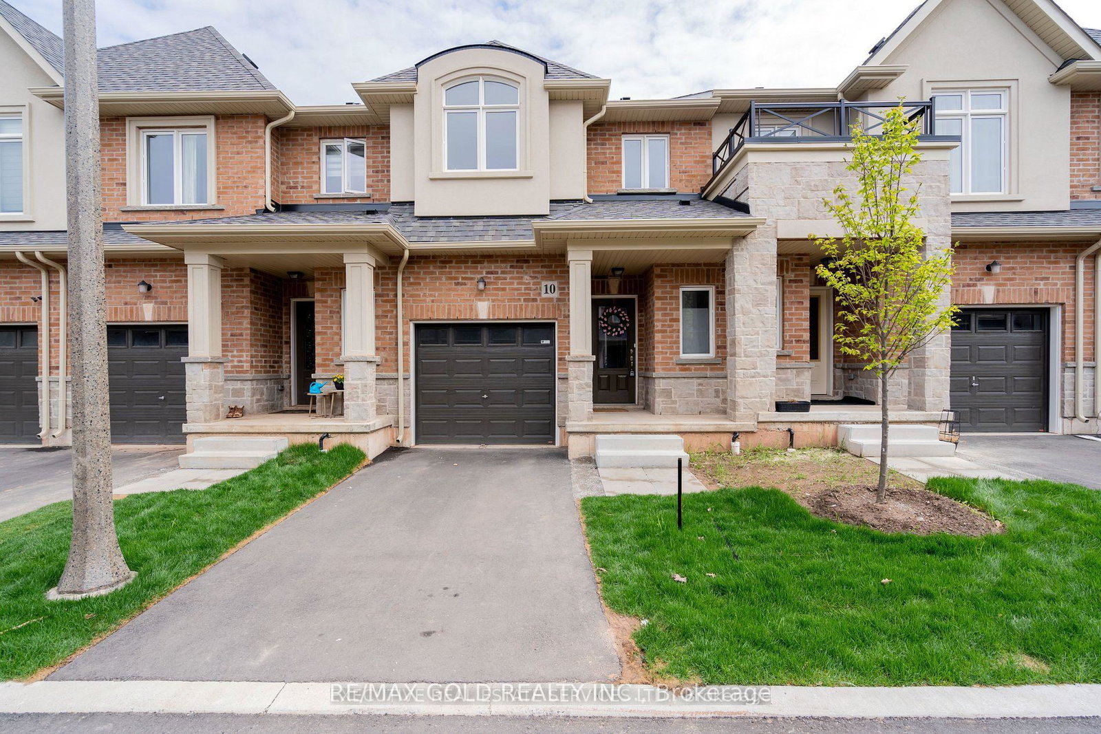 10-mockingbird-lane-hamilton-ontario-x12820256