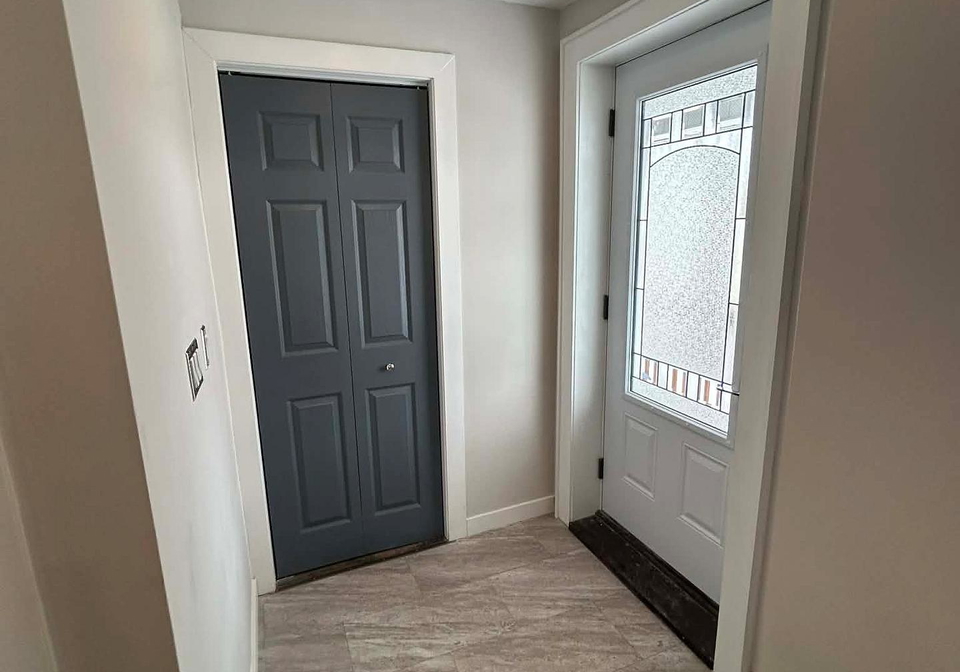 56-elgin-street-kawartha-lakes-ontario-x12820552