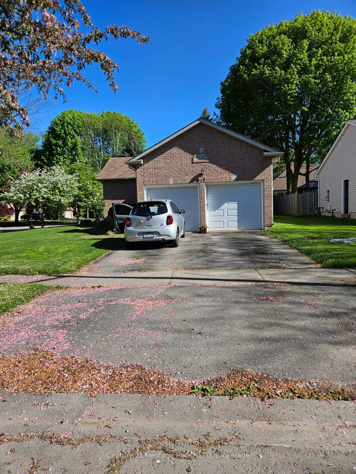 17-meadowbrook-lane-pelham-ontario-x12820786