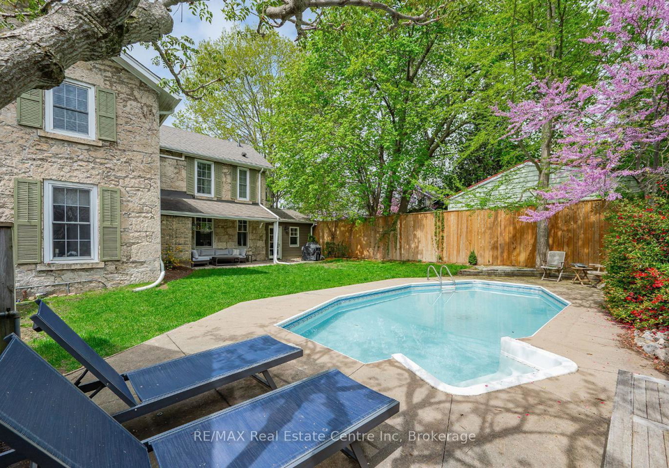 15-liverpool-street-guelph-ontario-x12820796