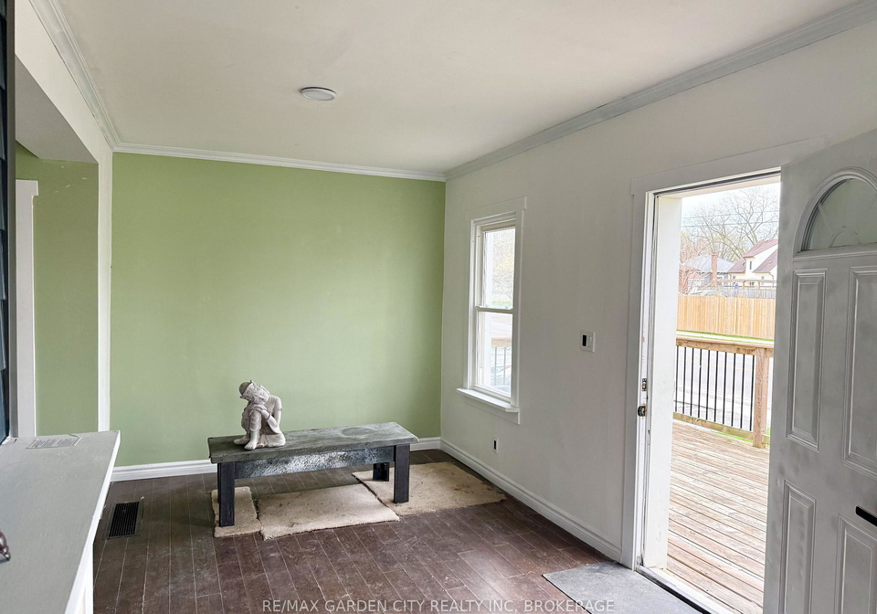 13-rockwood-avenue-st-catharines-ontario-x12820832