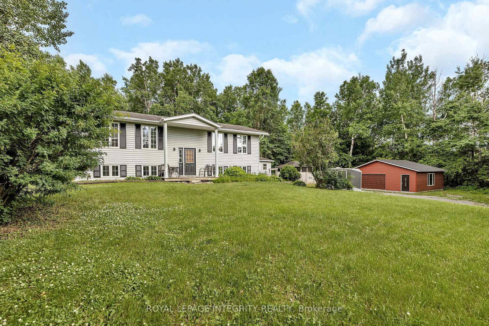 17372-cameron-road-south-stormont-ontario-x12820970