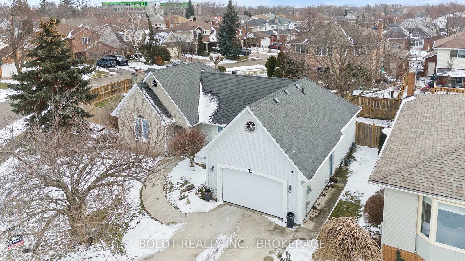 16-stoney-brook-crescent-st-catharines-ontario-x12821672