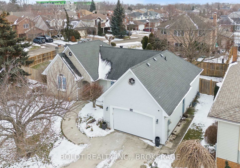 16-stoney-brook-crescent-st-catharines-ontario-x12821672