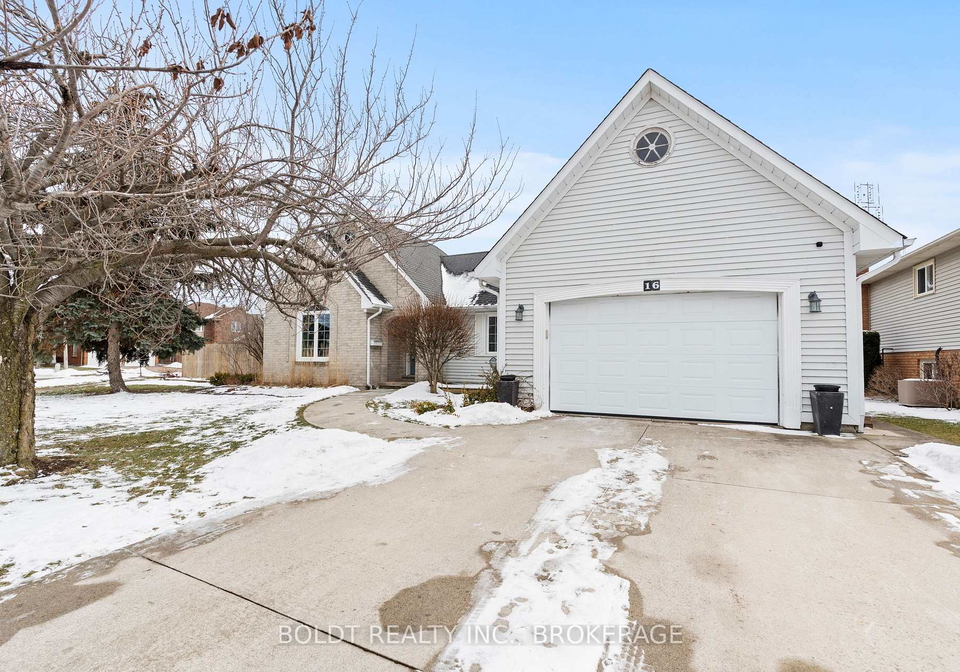 16-stoney-brook-crescent-st-catharines-ontario-x12821672
