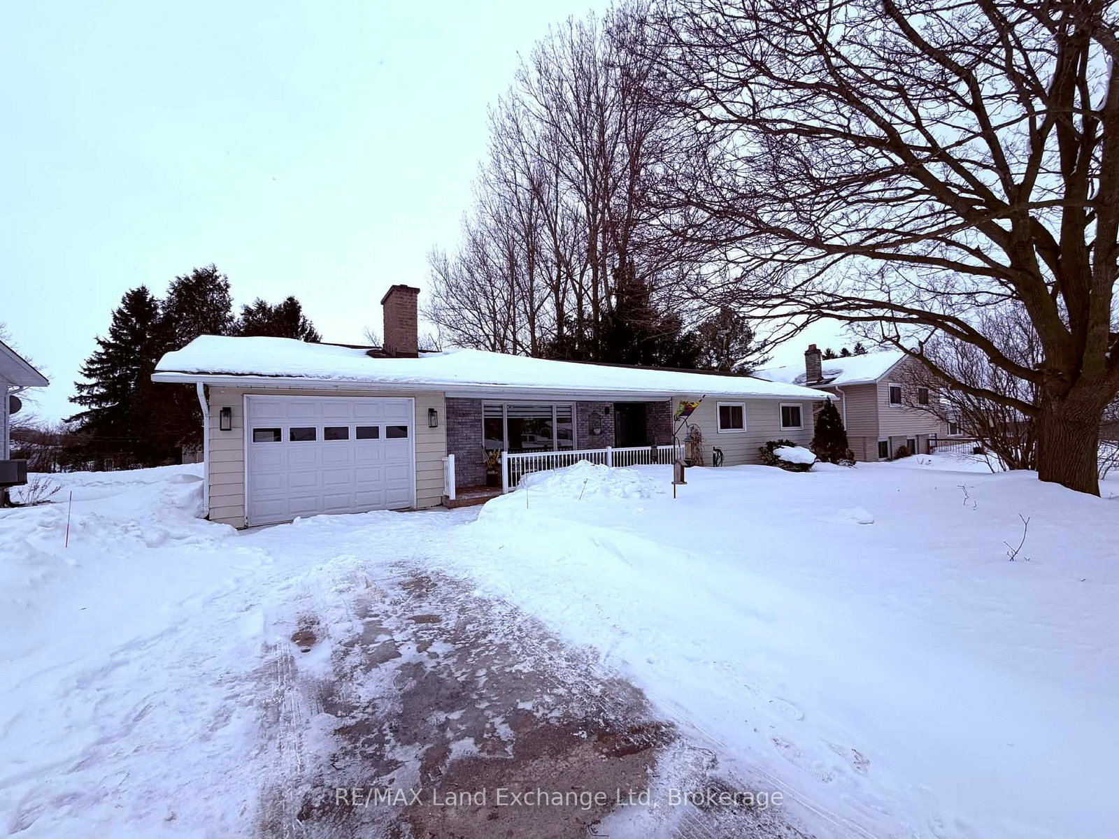 19-mccrea-street-morris-turnberry-ontario-x12821980